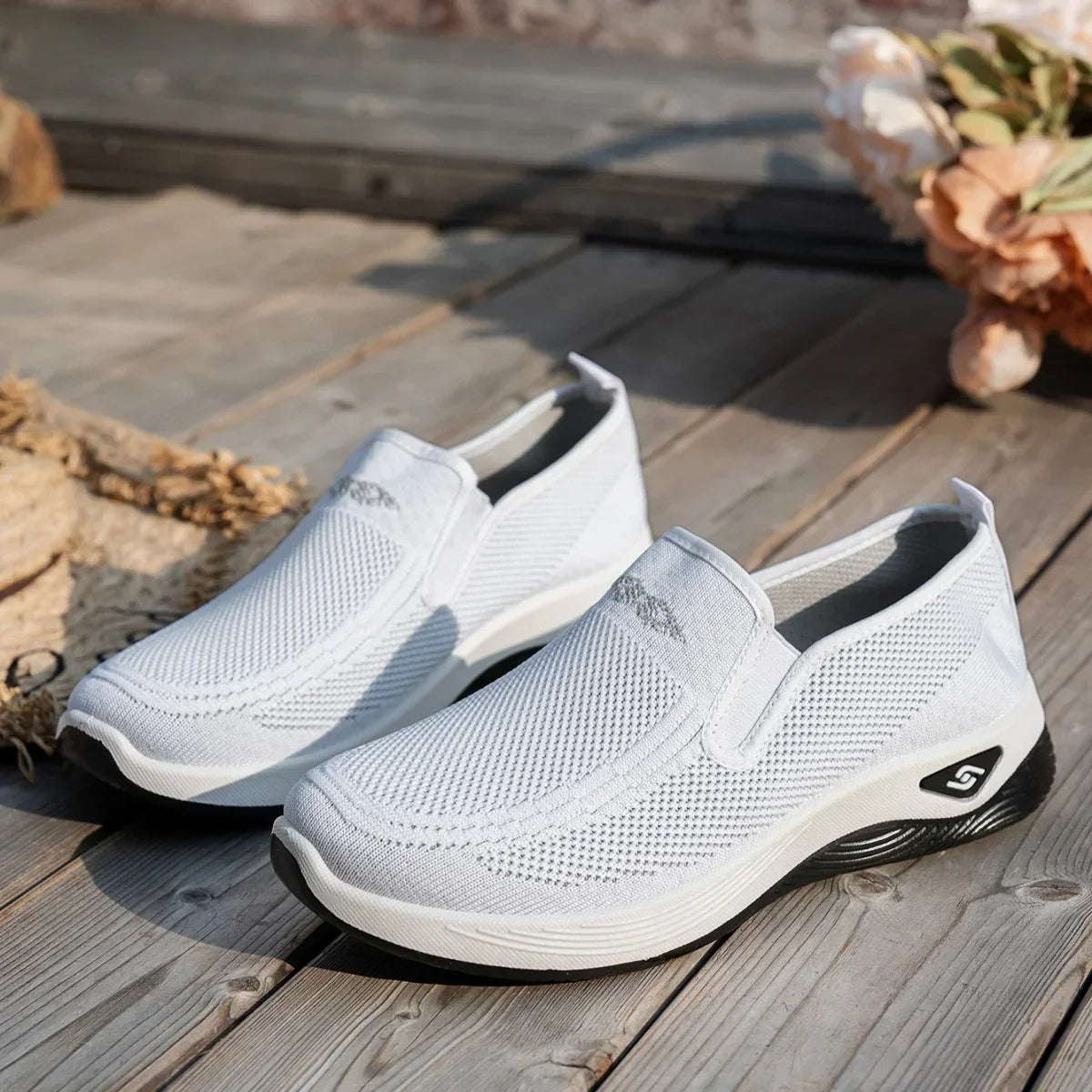 Emilia Orthopedic Sneaker