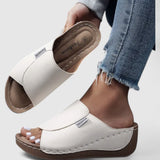 Cali Arch Support Sandals.